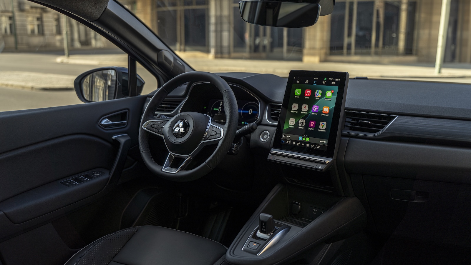 Νέο Mitsubishi Grandis: Υβριδικό Renault Symbioz με σήματα της Mitsubishi